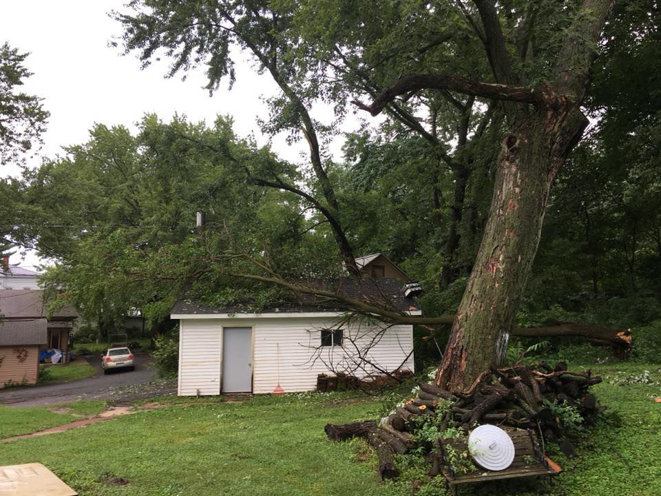Necedah Garage